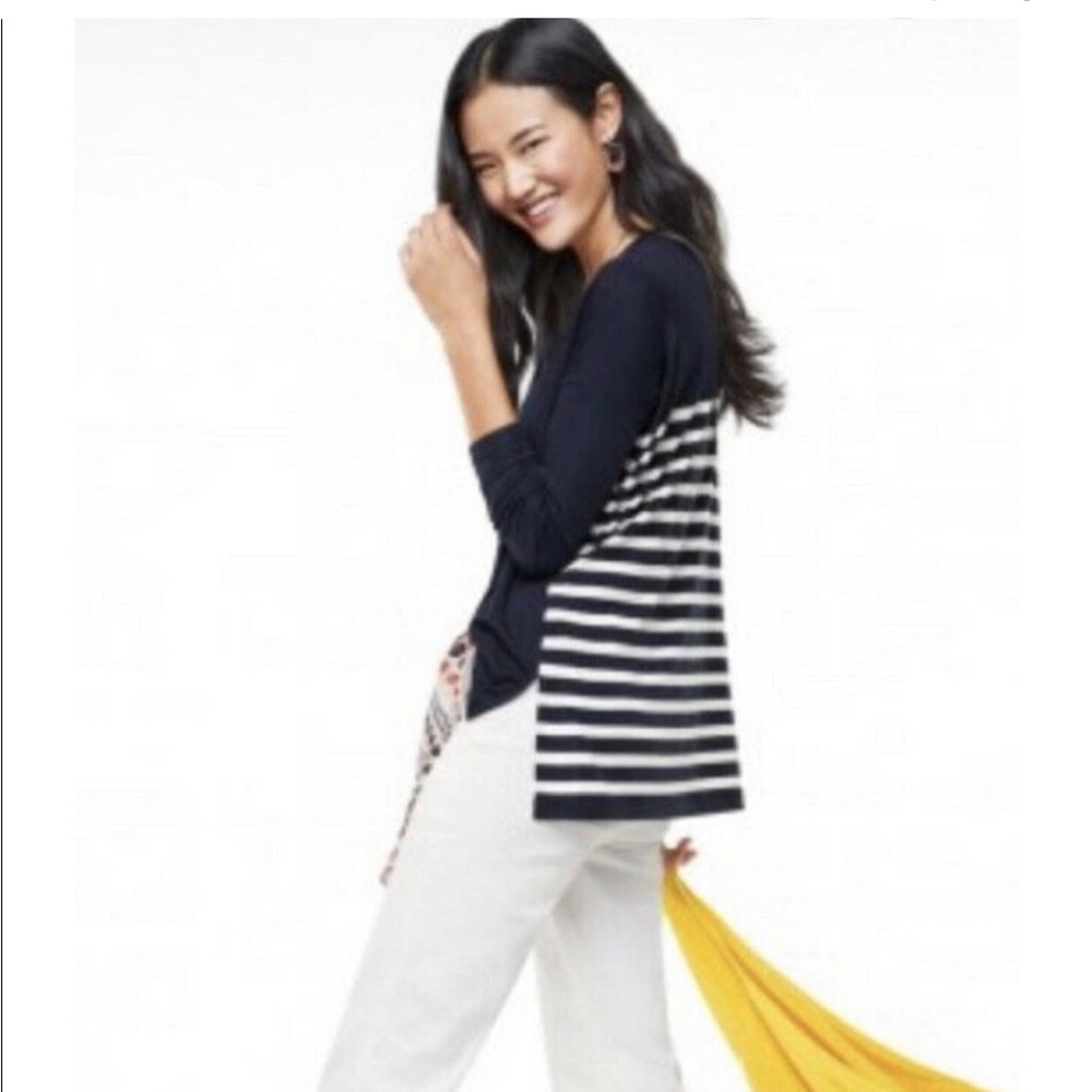 Cabi Lighthouse Tee navy white striped jersey knit v neck top size Medium #5742